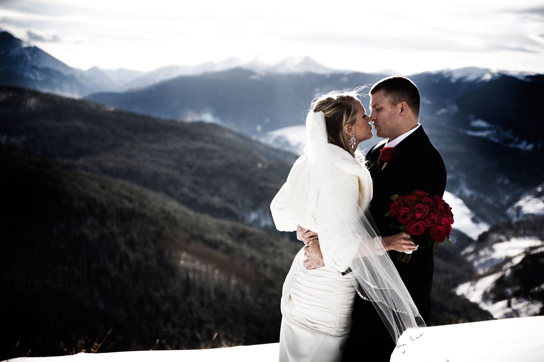 outdoor winter wedding in Vail Colorado